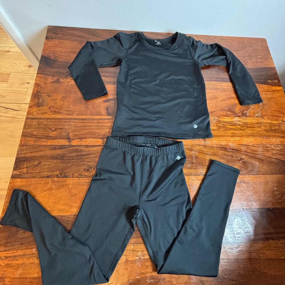 Hot Chillys Youth Medium Black Thermal Base‎ Layer Set Long Sleeve Leggings